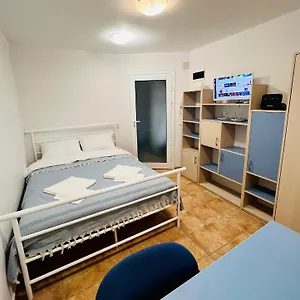 Comfy 100letov Варна